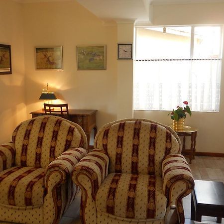 Magaliqua Guest House Noordheuwel Εξωτερικό φωτογραφία